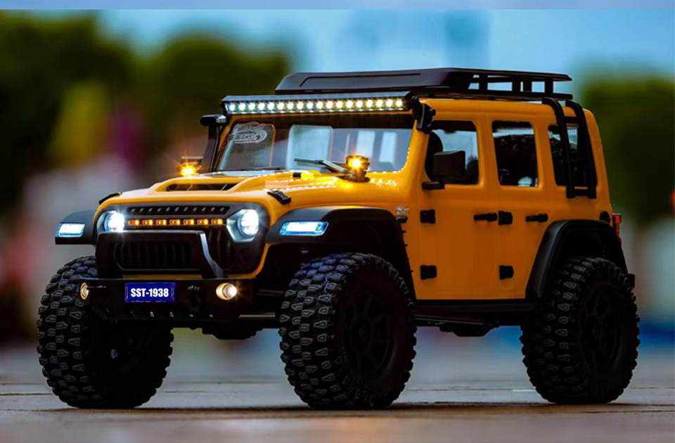1:7 Scale 4x4 Brushless Rock Climbing 1:7 Scale 4x4 Brushless Rock Climbing
