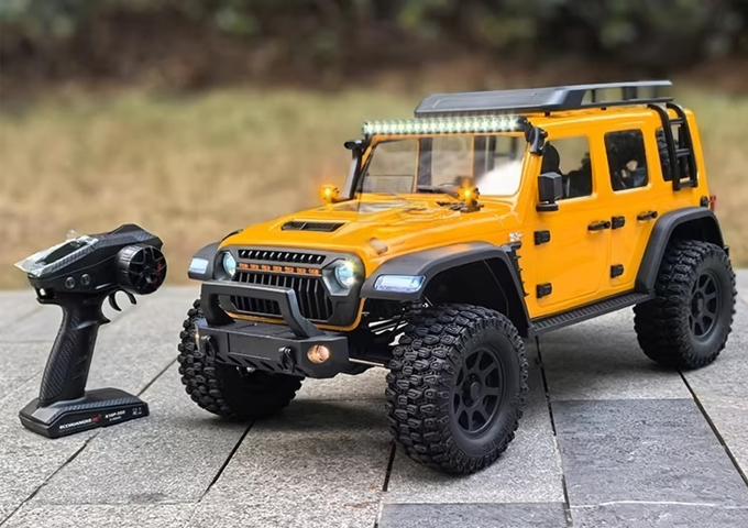 1:7 Scale 4x4 Brushless Rock Climbing